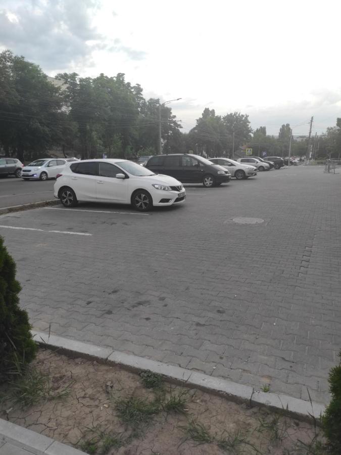 Hi-Tech Aparts Chisinau Ngoại thất bức ảnh